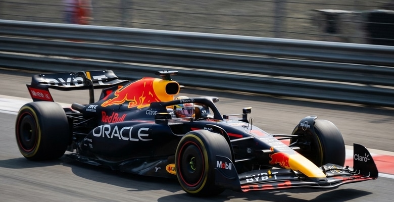 Formel 1-föraren Isack Hadjar med nummer 6 som kör för Red Bull Racing under säsongen 2026.
